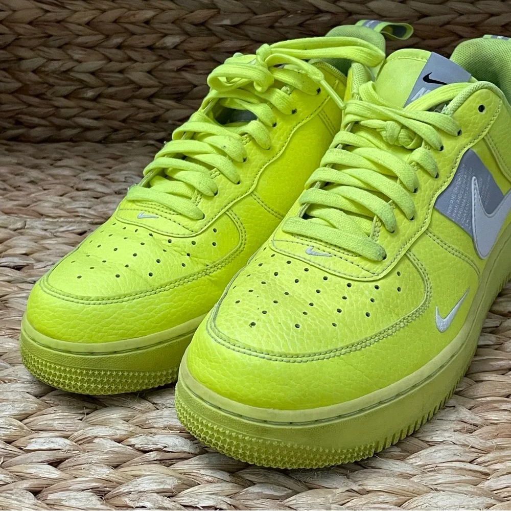 Nike Air Force 1 Utility Volt 2 Neon‎ Yellow Sneaker Shoes